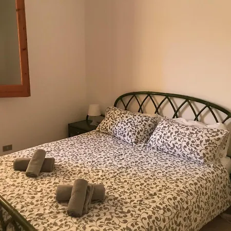 Beachfront Rooms Marina Di Ragusa Exterior photo